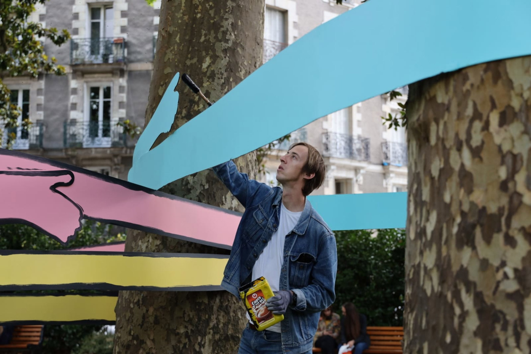 Sculpture，Graffiti，Polyurethane foam，Metal，France，Botanical Garden，