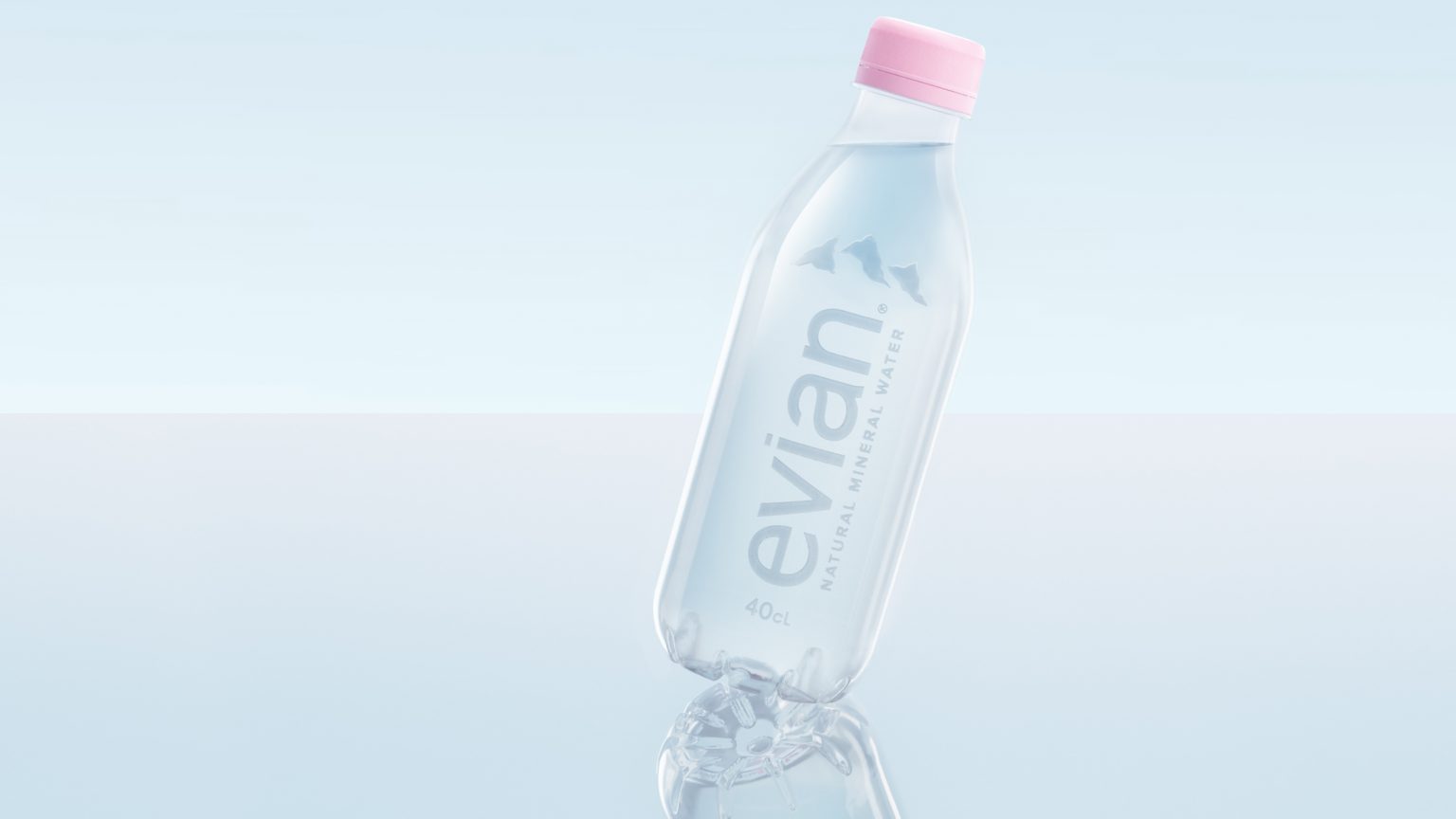 Evian，Mineral water bottle，environment protection，Recycled plastics，