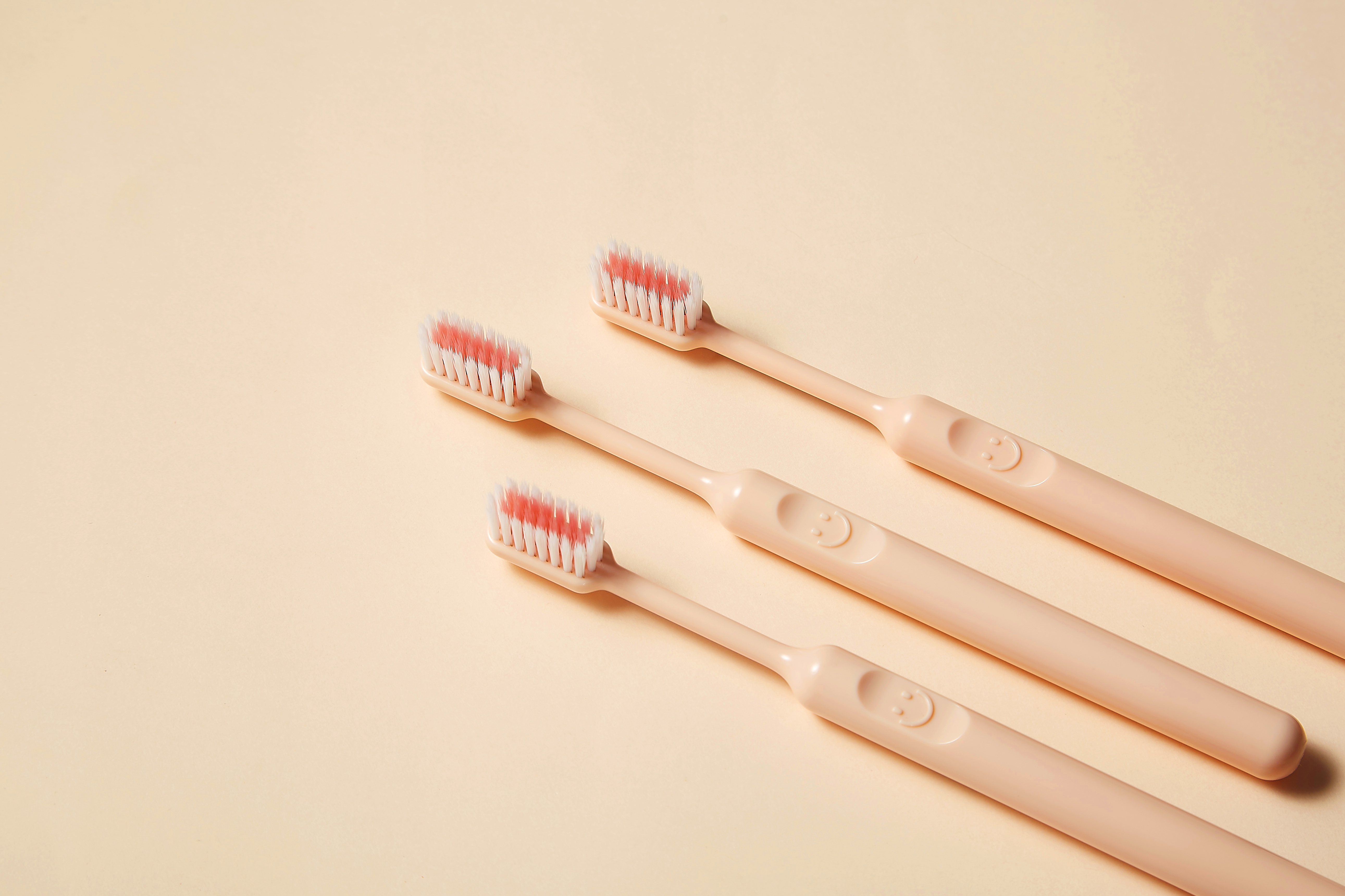 Travel，mood，toothbrush，pleasantly surprised，