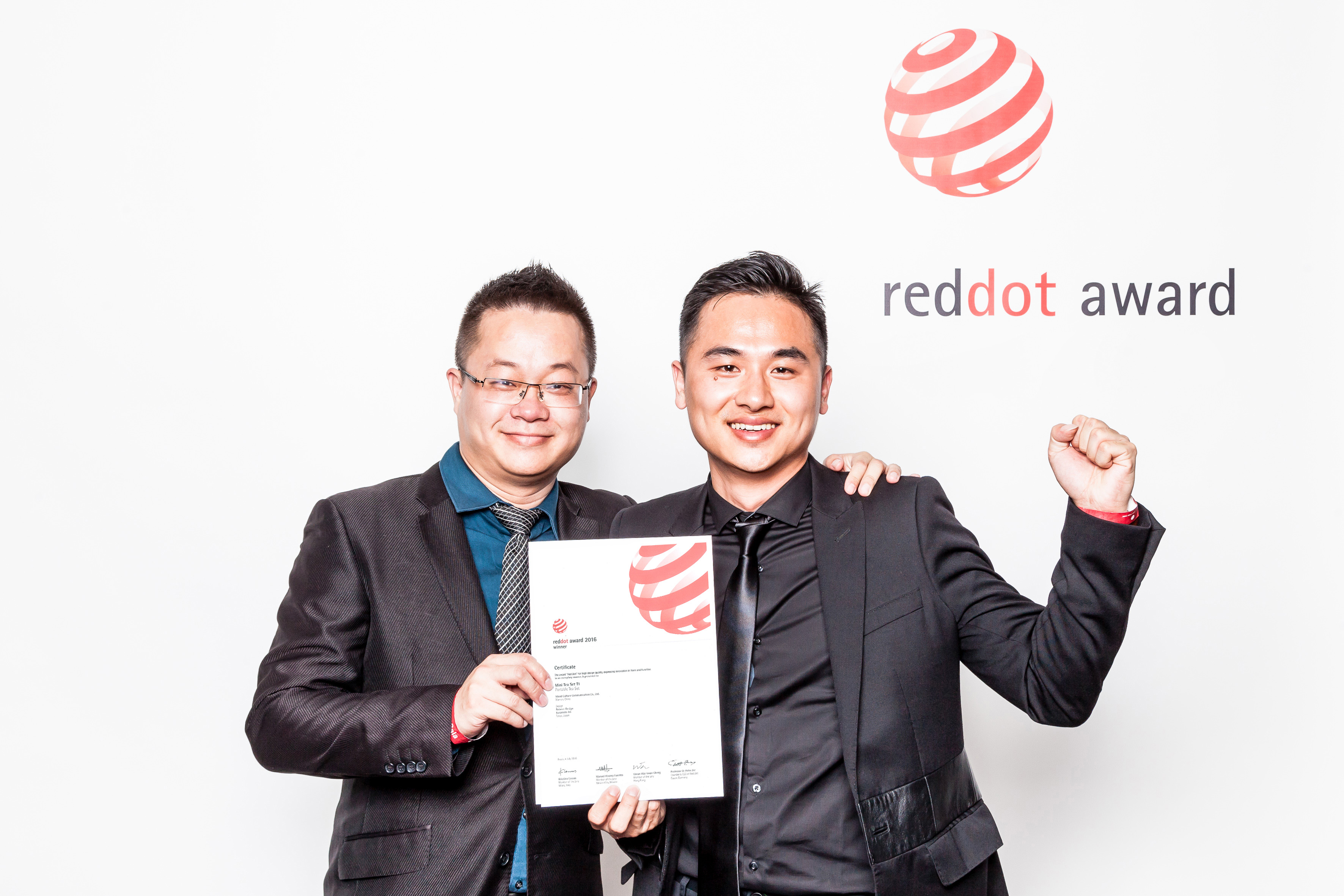 Poxi，Small bubble egg，Sense of future，fashion，Sense of science and technology，airship，