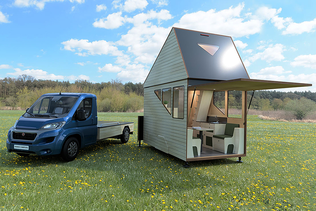 vehicle，Small house，solar energy，Travel，