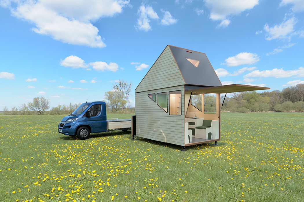 vehicle，Small house，solar energy，Travel，