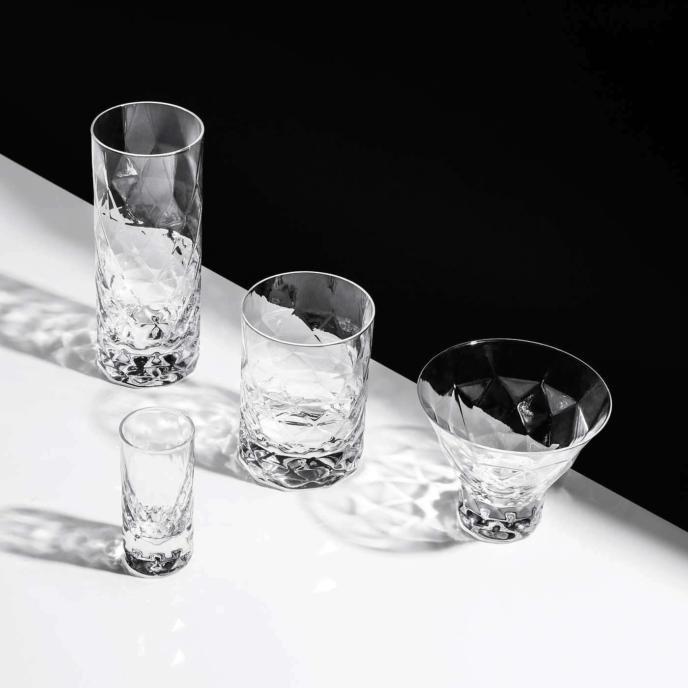 Glass，delicate，Utensils，product design，exquisitely carved，