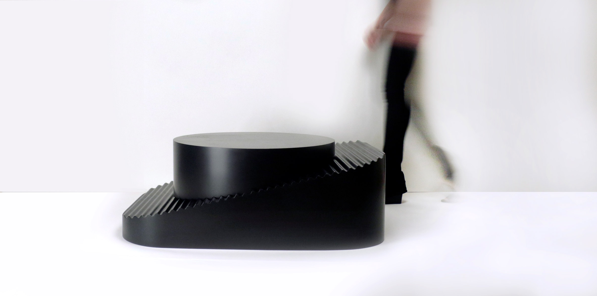 Table，The Step table，furniture，