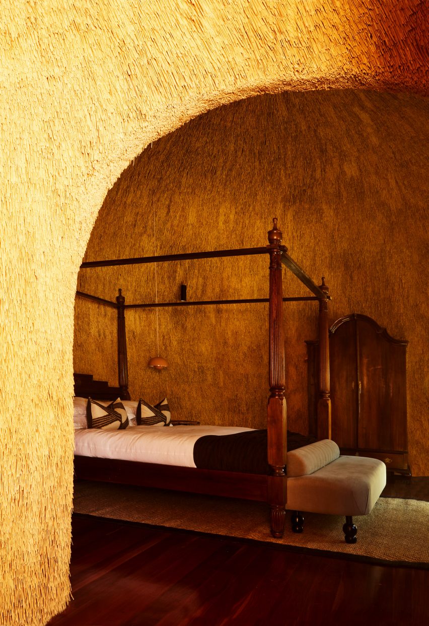 hotel，Bird's nest，Perch，