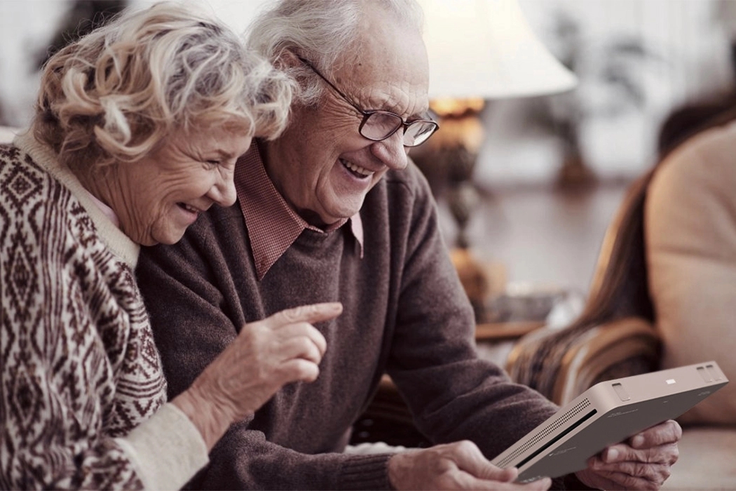 DVD，player，monitor，convenient，