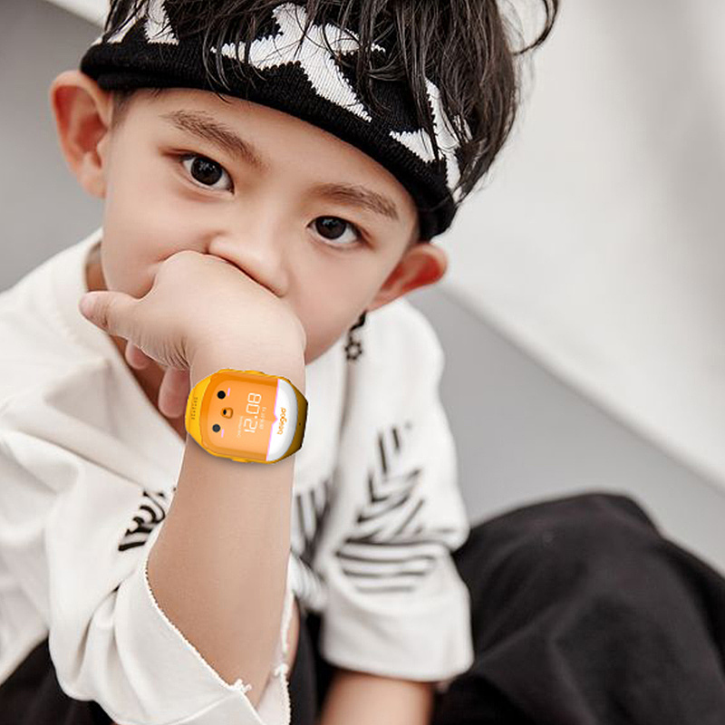 Children's smart Watch，