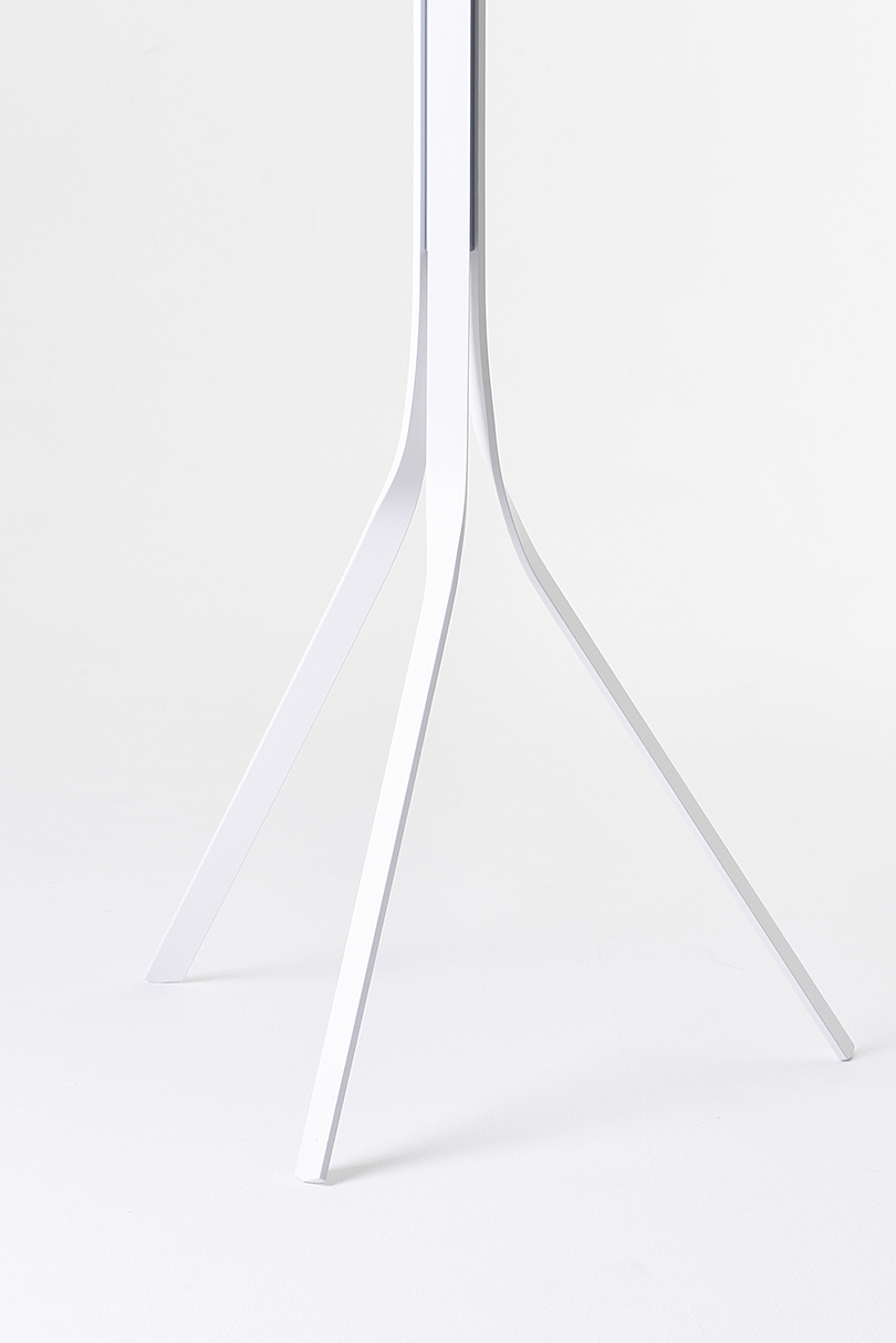 Lightness，bench，Coat rack，lamp，vase，