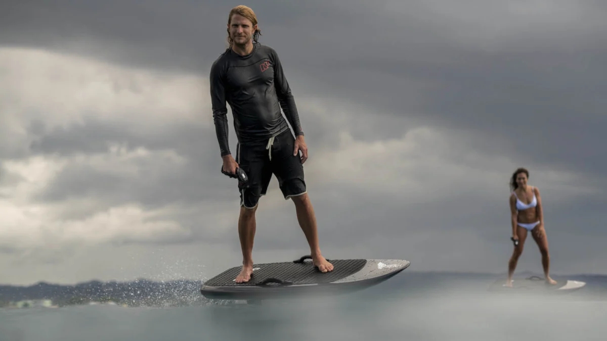 Surf board，Electric，water，Bluetooth，remote control，