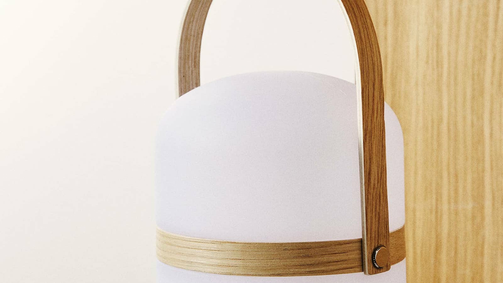 Close，wireless，Bamboo handle，lamp，