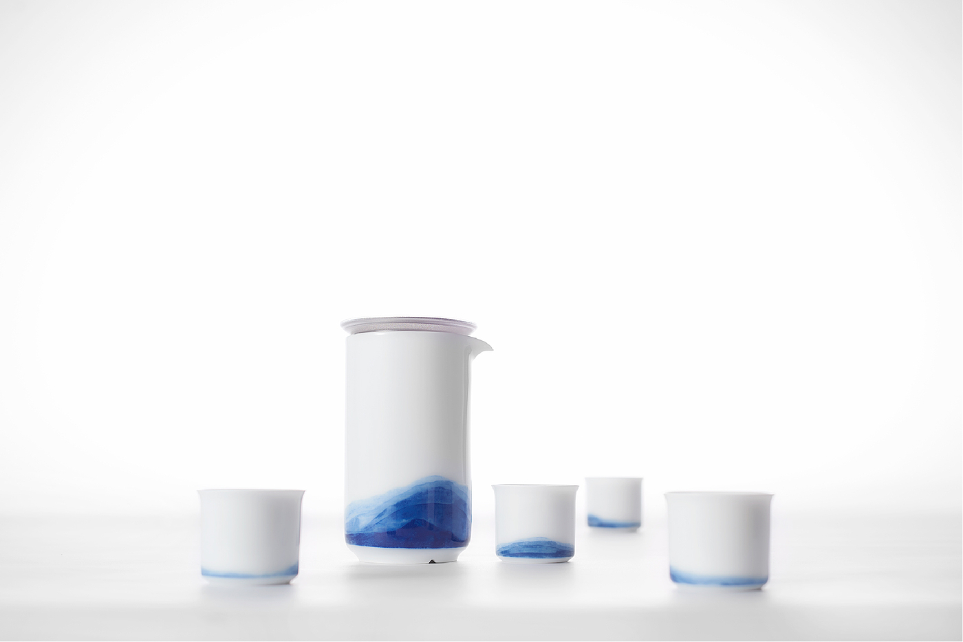 Cultural creativity and life aesthetics，Portable travel tea set，Original product design，Cultural innovation, fashion and youth，BMW zepin concept tea set，