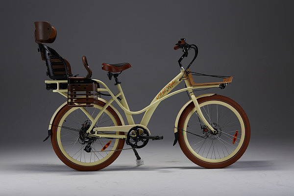 to work in an office，Bicycle，Design，originality，traffic，tool，