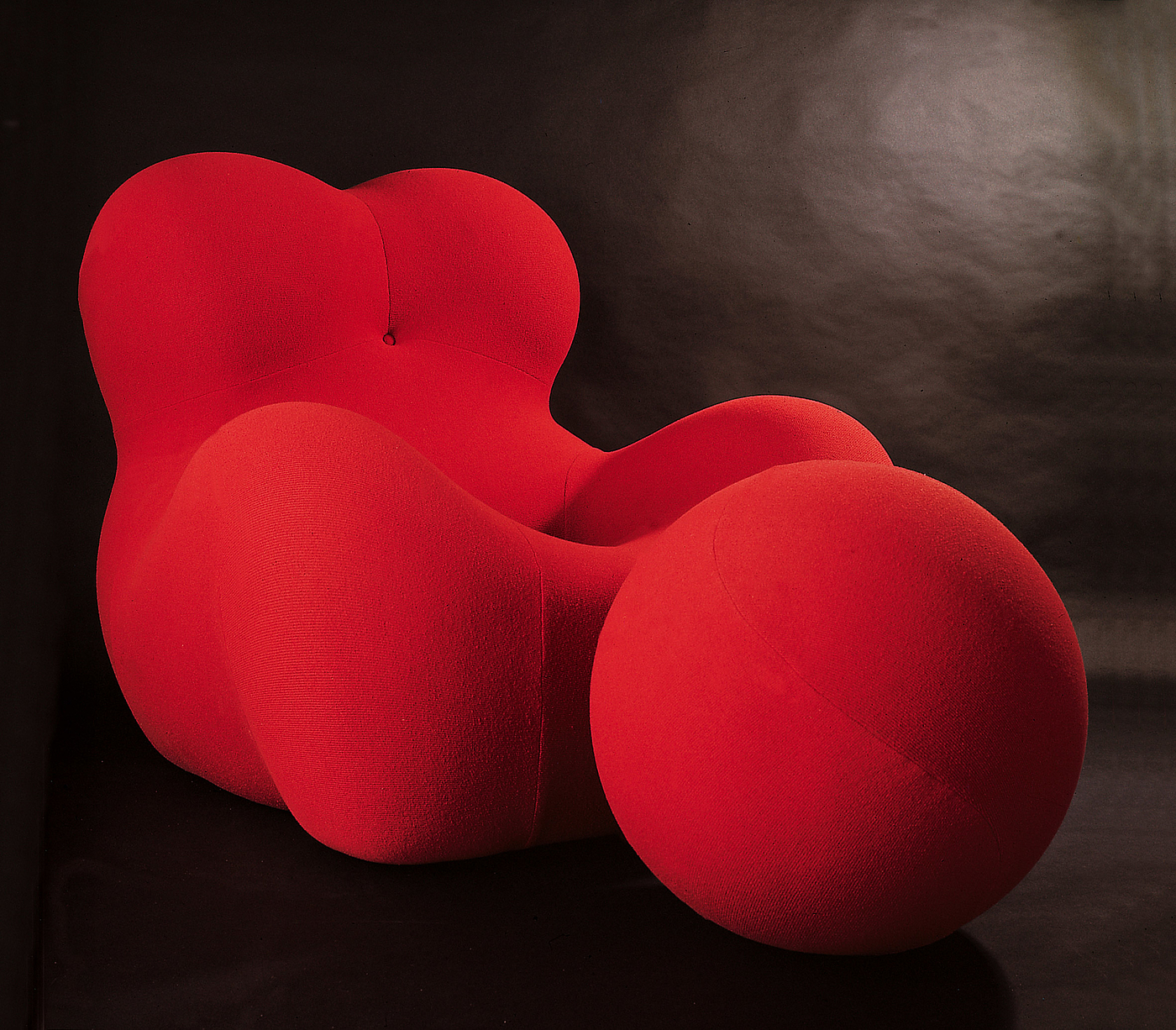 Armchair，Feminism，Architecture，Milan，