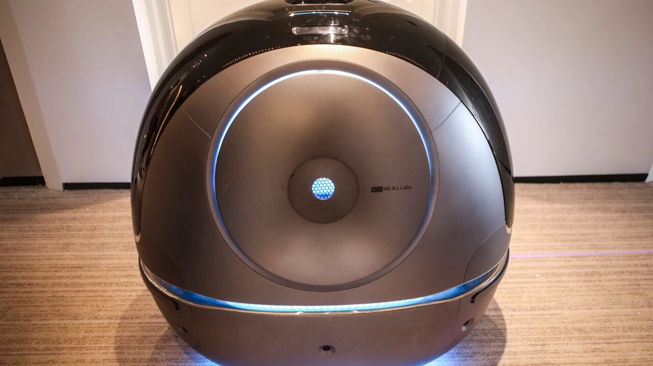 robot，Alibaba，ai，Hotel services，artificial intelligence，Lidar，Large robot，lovely，