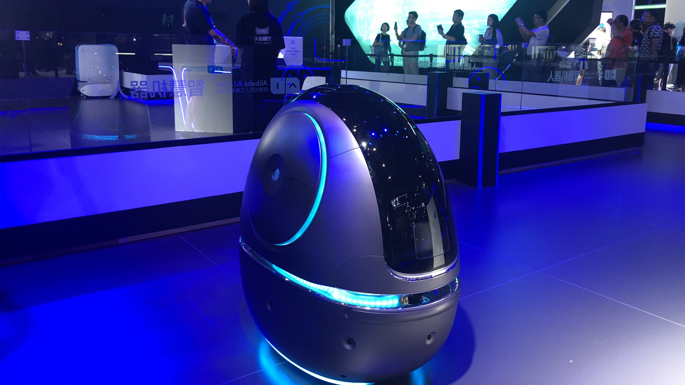 robot，Alibaba，ai，Hotel services，artificial intelligence，Lidar，Large robot，lovely，