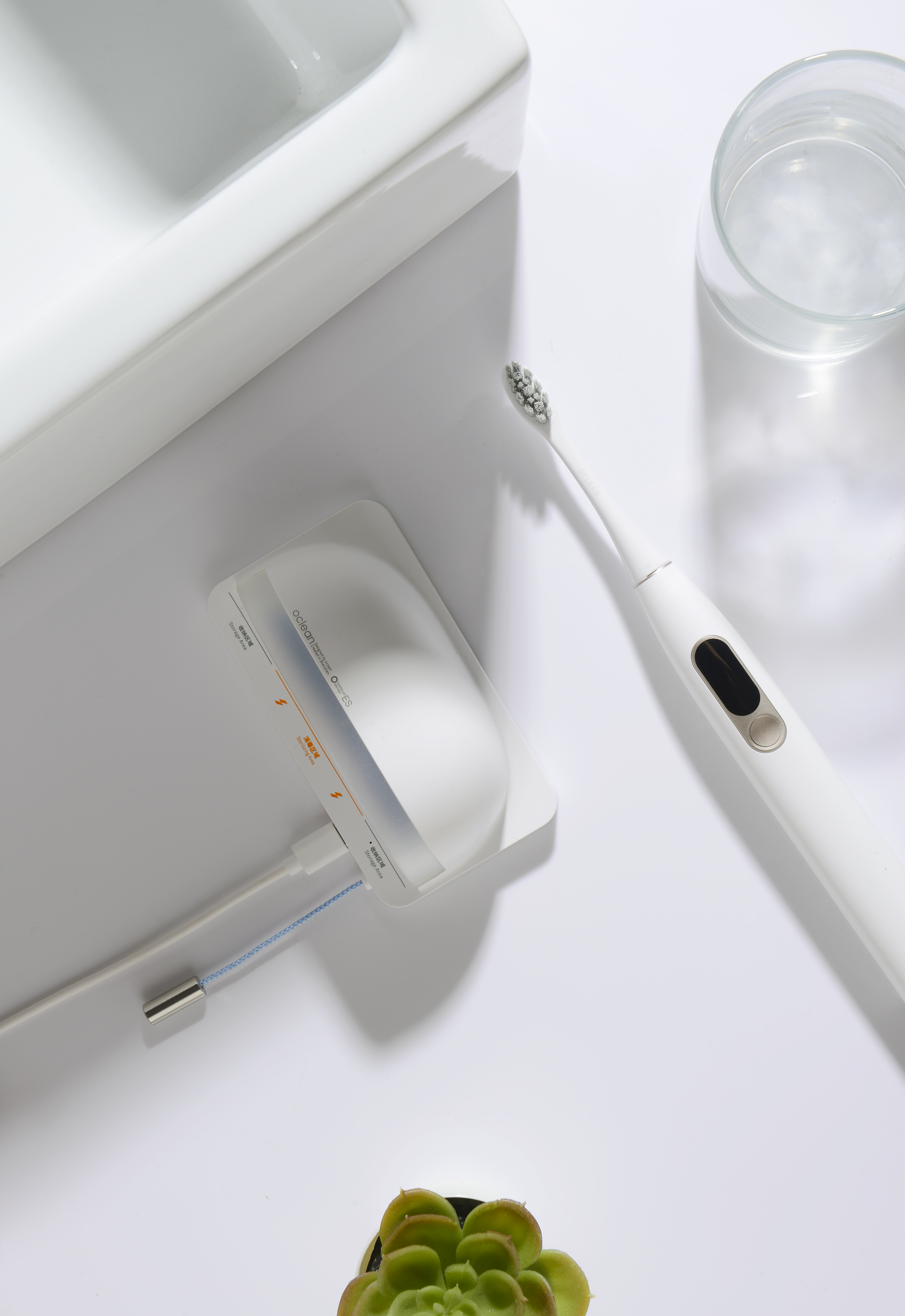 Oclean aucolin，Intelligent toothbrush sterilizer，UVC，
