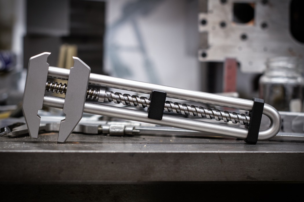 Metmo grip，Wrench，Unpacker，Bottle opener，Adjustable，