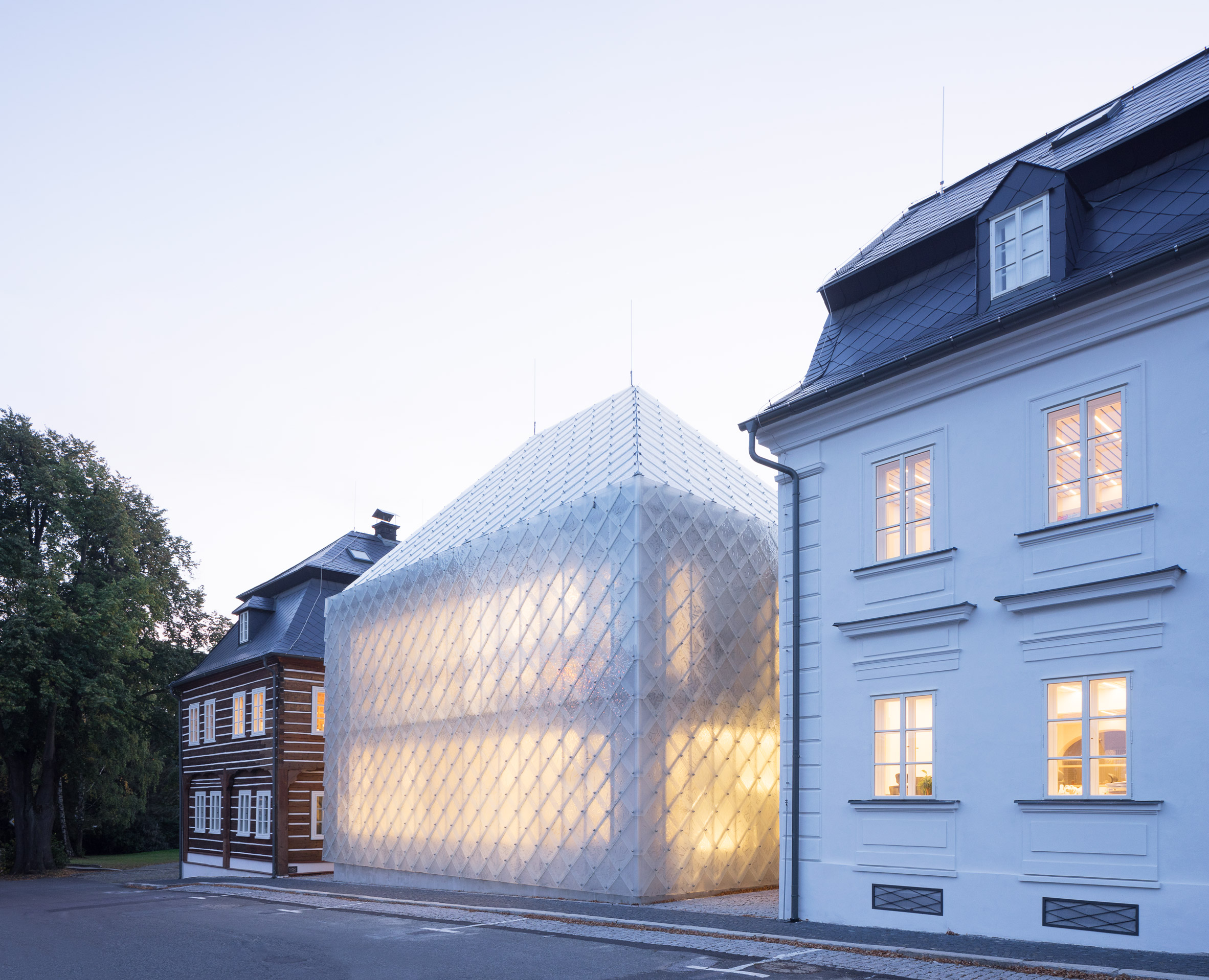 Architecture，translucent，Ground glass，laboratory，kindergarten，