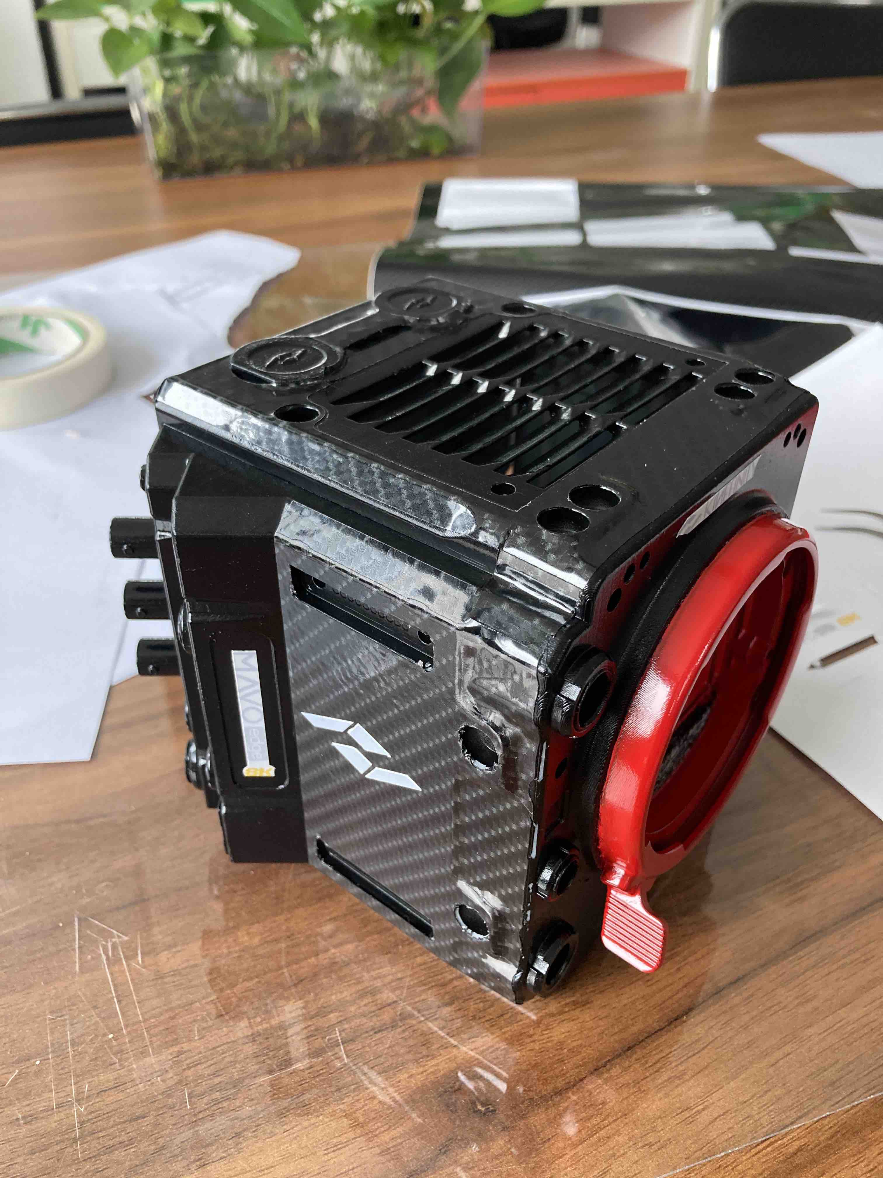 movie camera，8K，