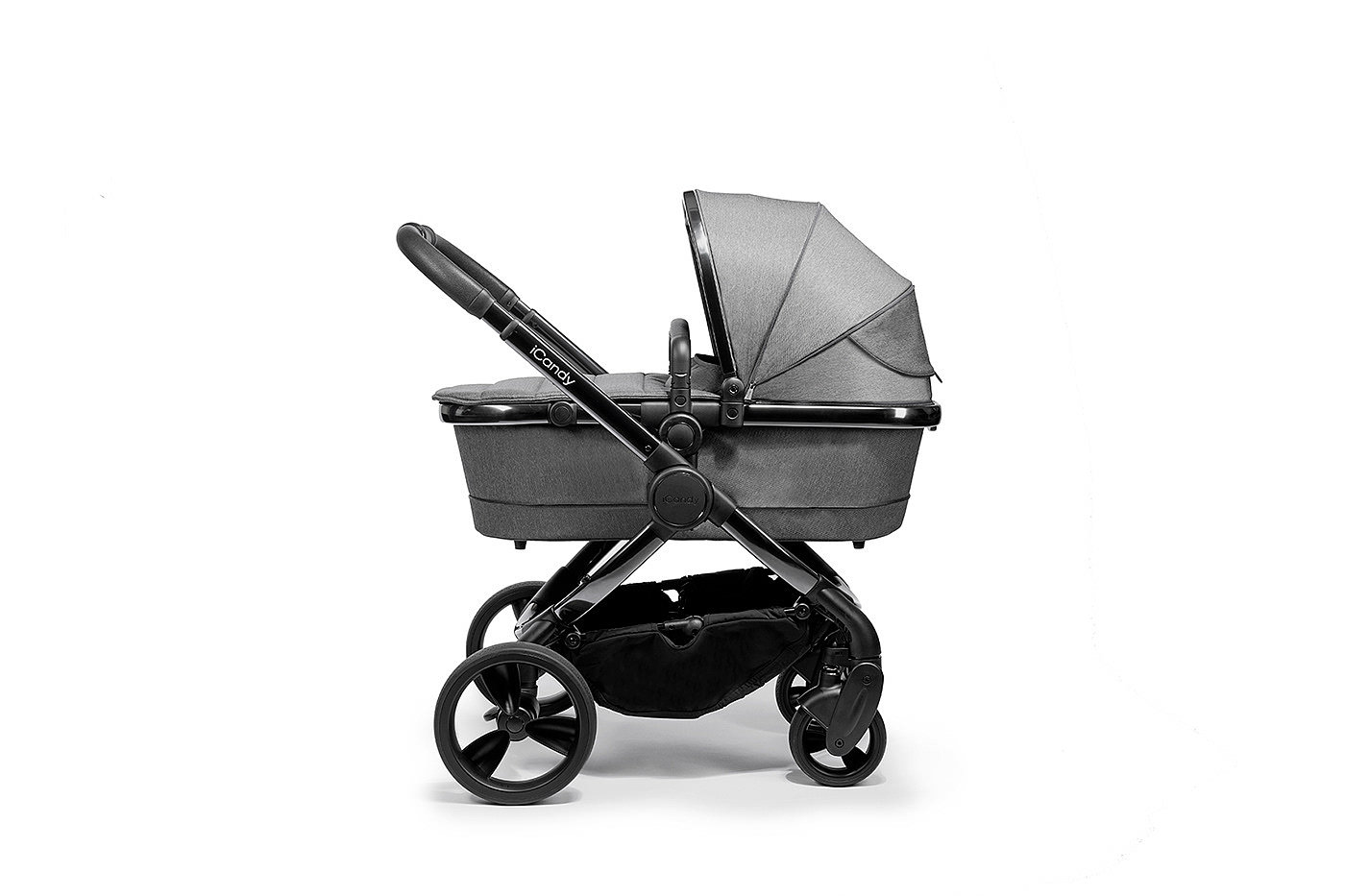 baby carriage，chair，baby，