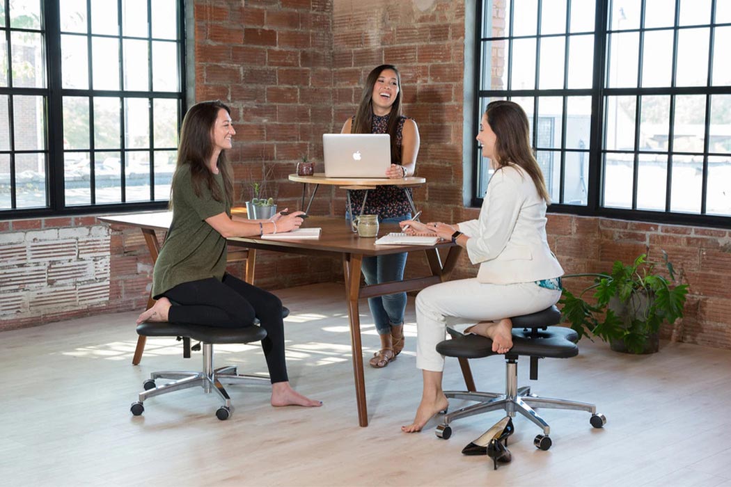 chair，rotate，comfortable，healthy，