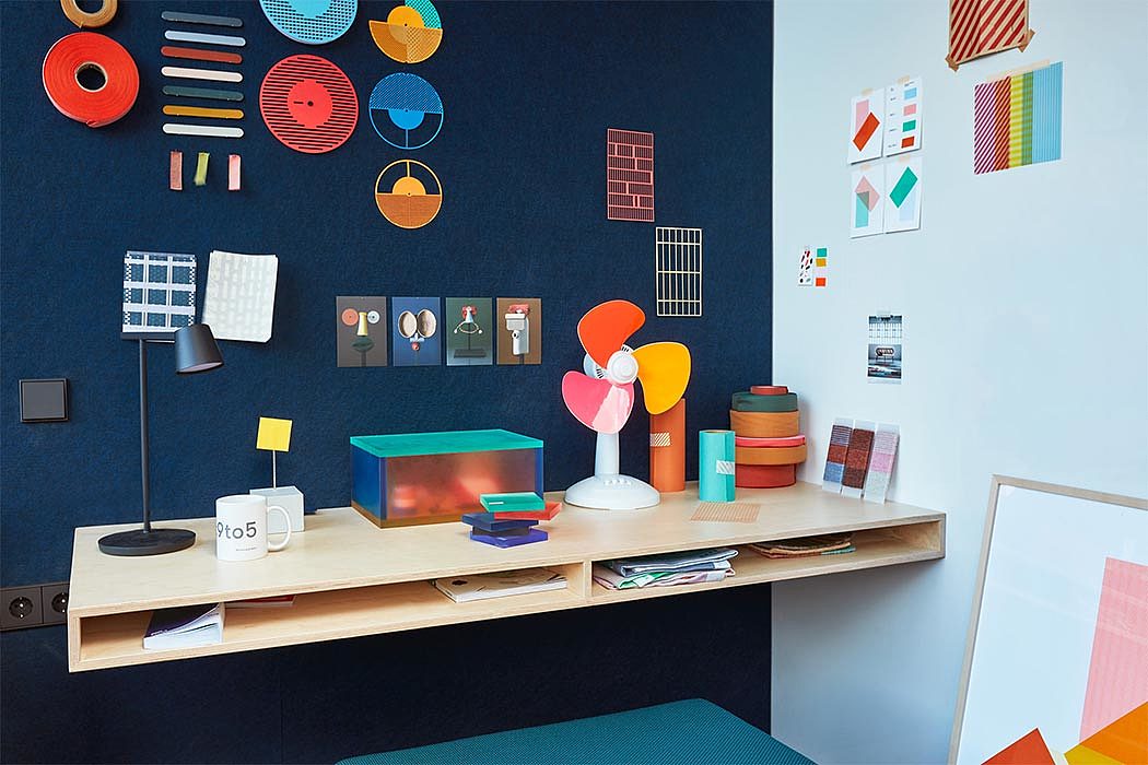 Tiny Offices，Corrugated aluminum，Architecture，office，small-scale，