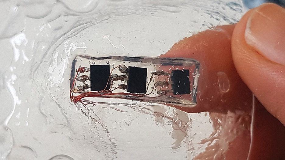 Tong，Wearable ，interactive，