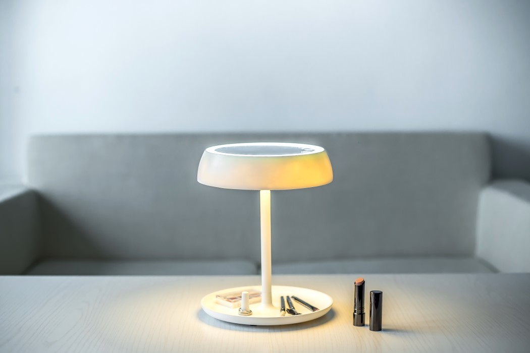 Make up，mirror，originality，Design，tool，intelligence，