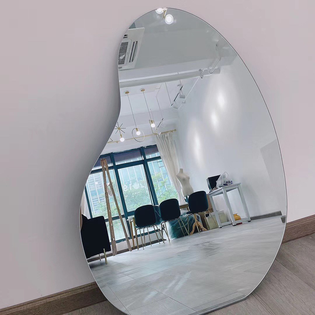 mirror，Full-length mirror，Whole body mirror，to ground，furniture，photograph，