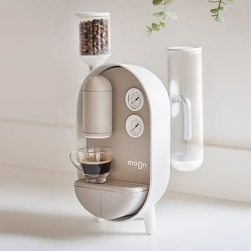 咖啡机，MOON COFFEE MAKER，太空舱形状，