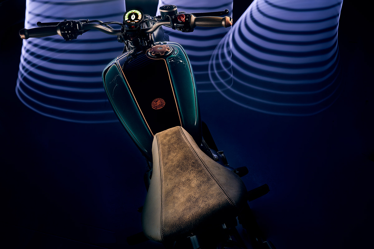 Royal Enfield kx，motorcycle，Photography，