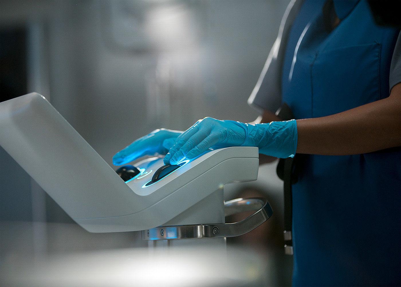 robot，lungs，catheter，lumen，Ion，