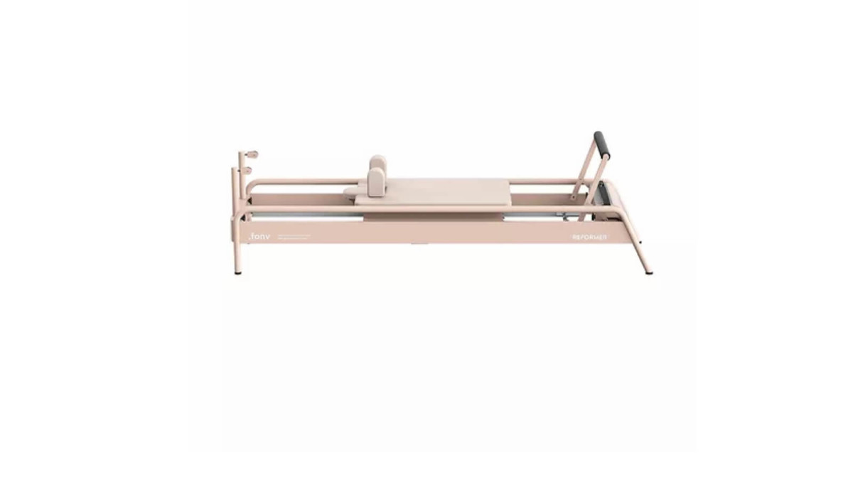 family，pilates，physical exercise，