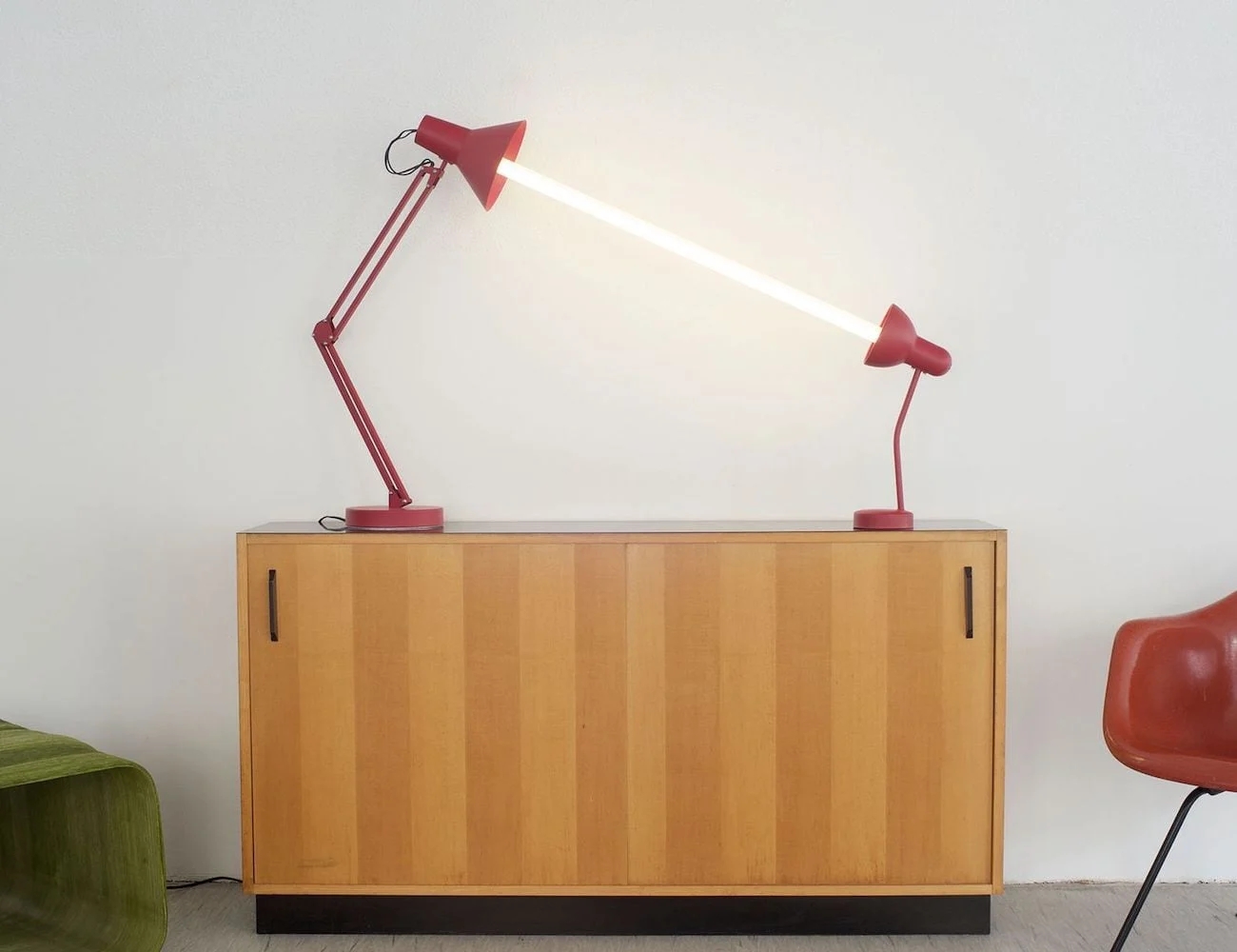 Desk lamp，environment protection，Fluorescent lamp，