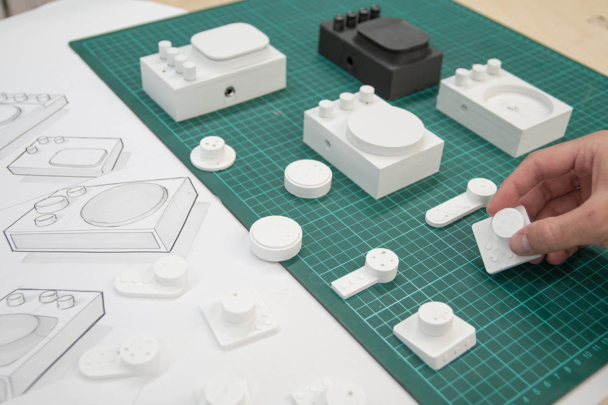 guitar，controller，simple，electronic product，wireless，