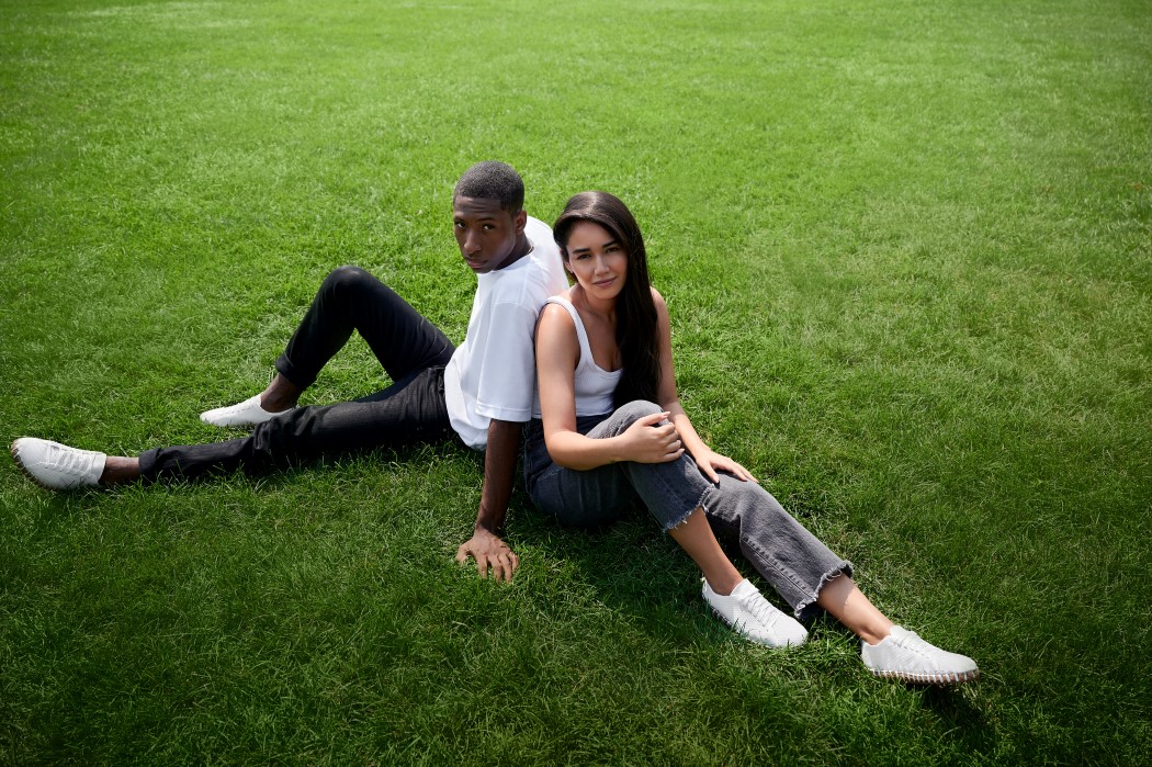 sneakers，environment protection，modern，Plant composition，