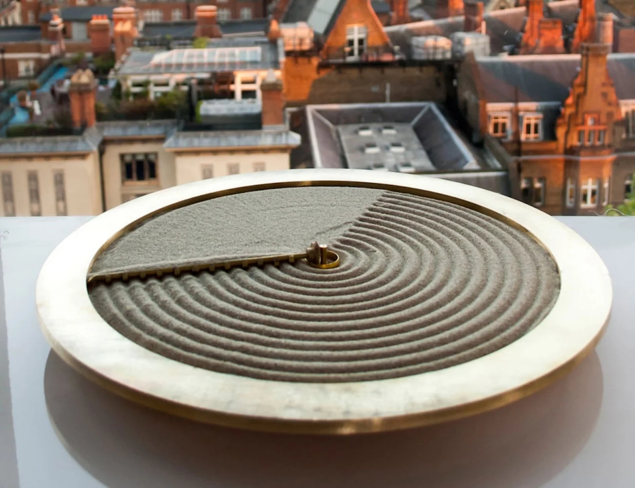 Clock，sand，be quiet，golden，