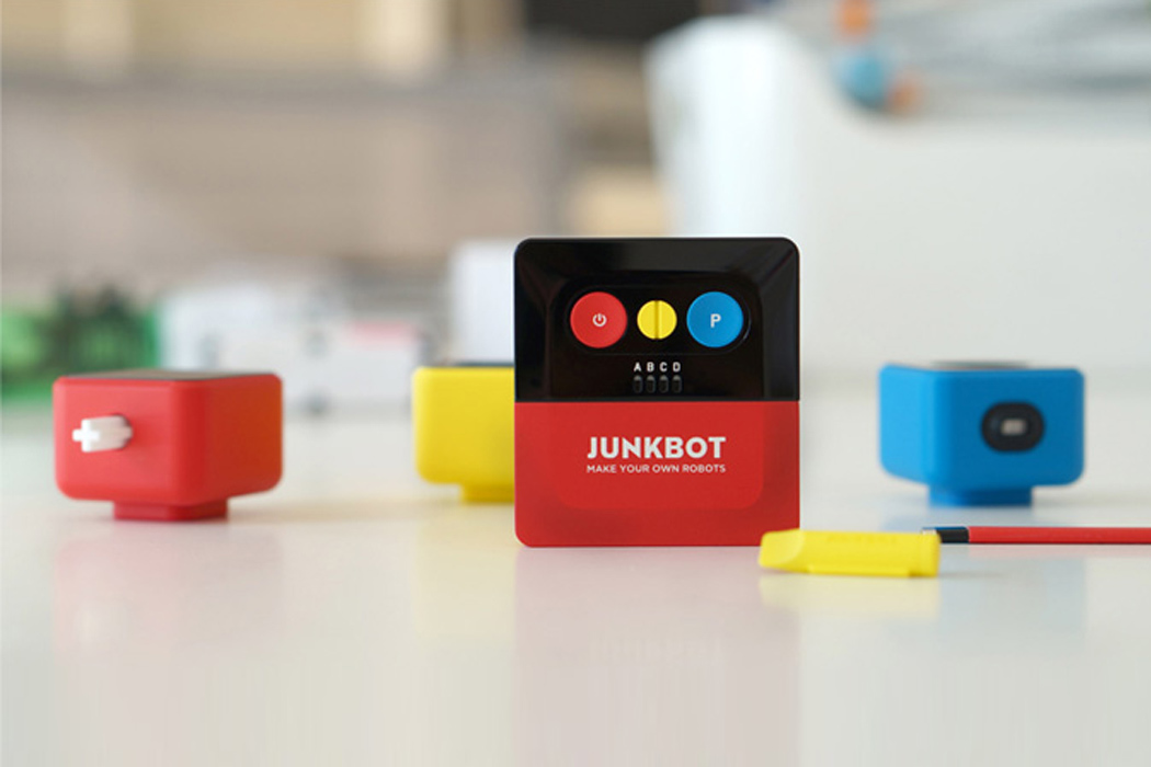 robot，Kit，originality，Design，intelligence，