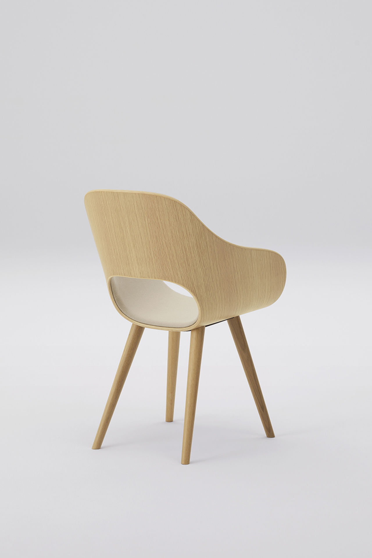 Roundish Chair 这个椅子模糊了家庭与工作的界限 普象网
