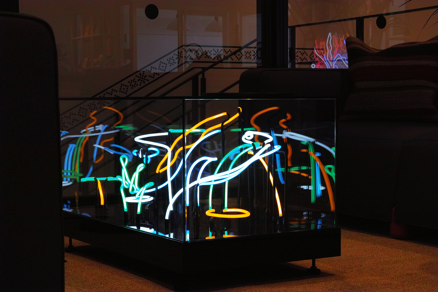 indoor，office，Coffee table，The neon lights，