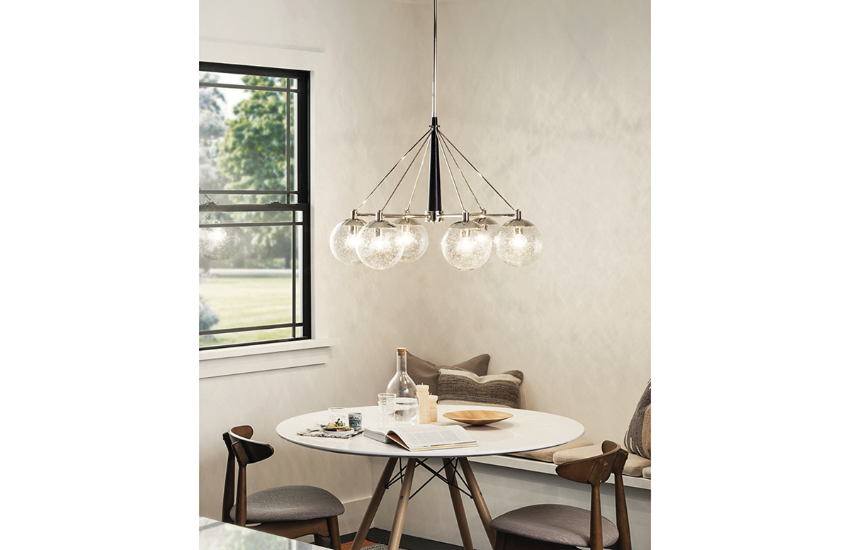 lighting，lamps and lanterns，the medieval times，Marilyn，a chandelier，