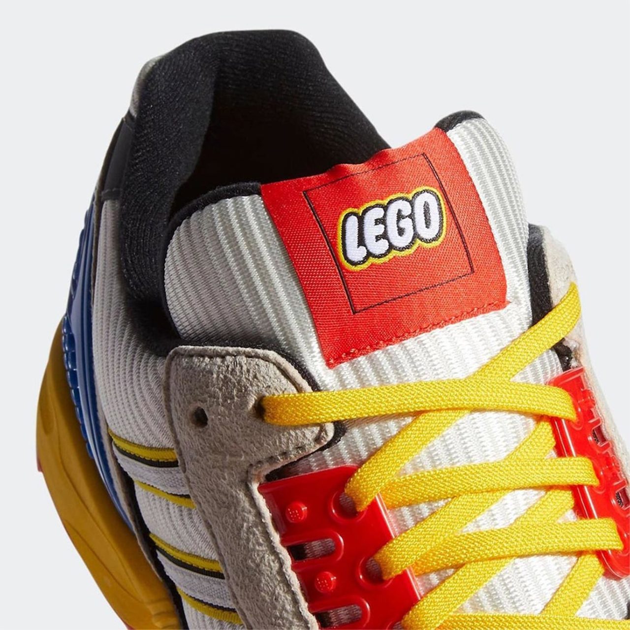 Adidas x LEGO——ZX 8000运动鞋与乐高的联名，您期待吗？ - 普象网