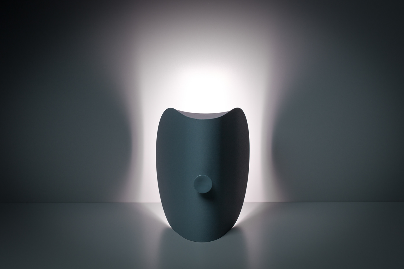 portable，lighting，Lighting，Nicholas Nicer，The Tune，