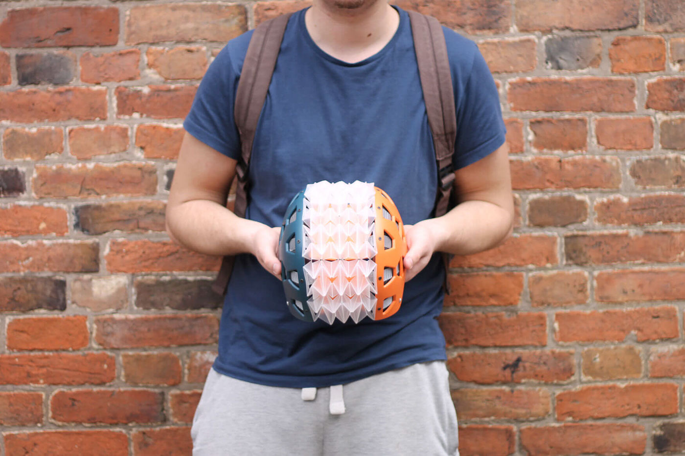 comfortable，security，Fashionable and beautiful，Foldable，Helmet，