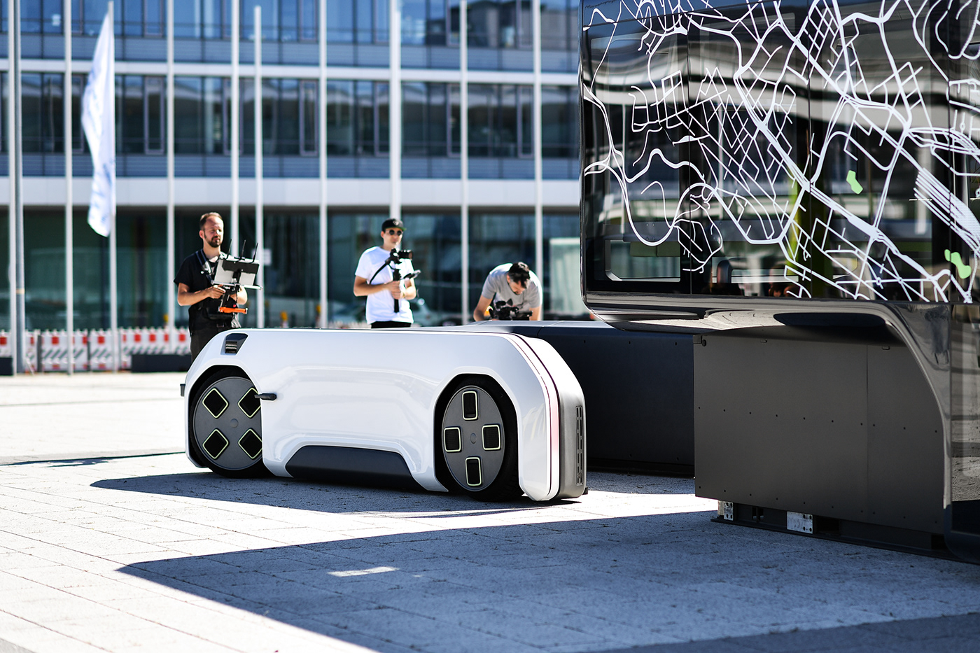 Driverless，electric vehicle，concept，U-Shift，modularization，