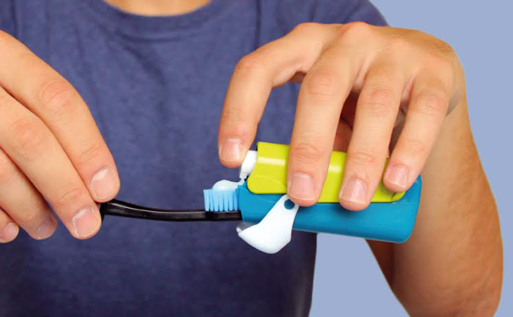 travel，toothbrush，tool，equipment，originality，Design，