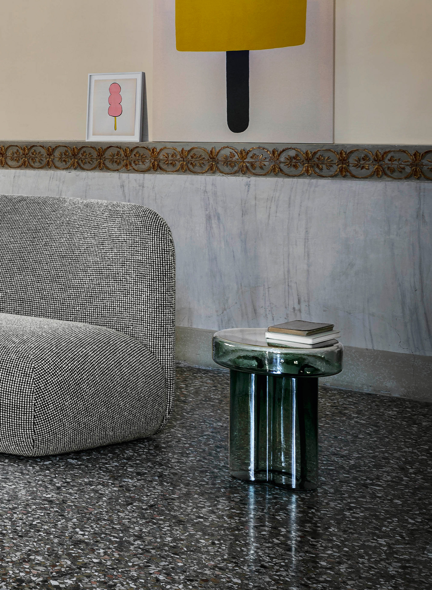 SODA，Table，Glass，