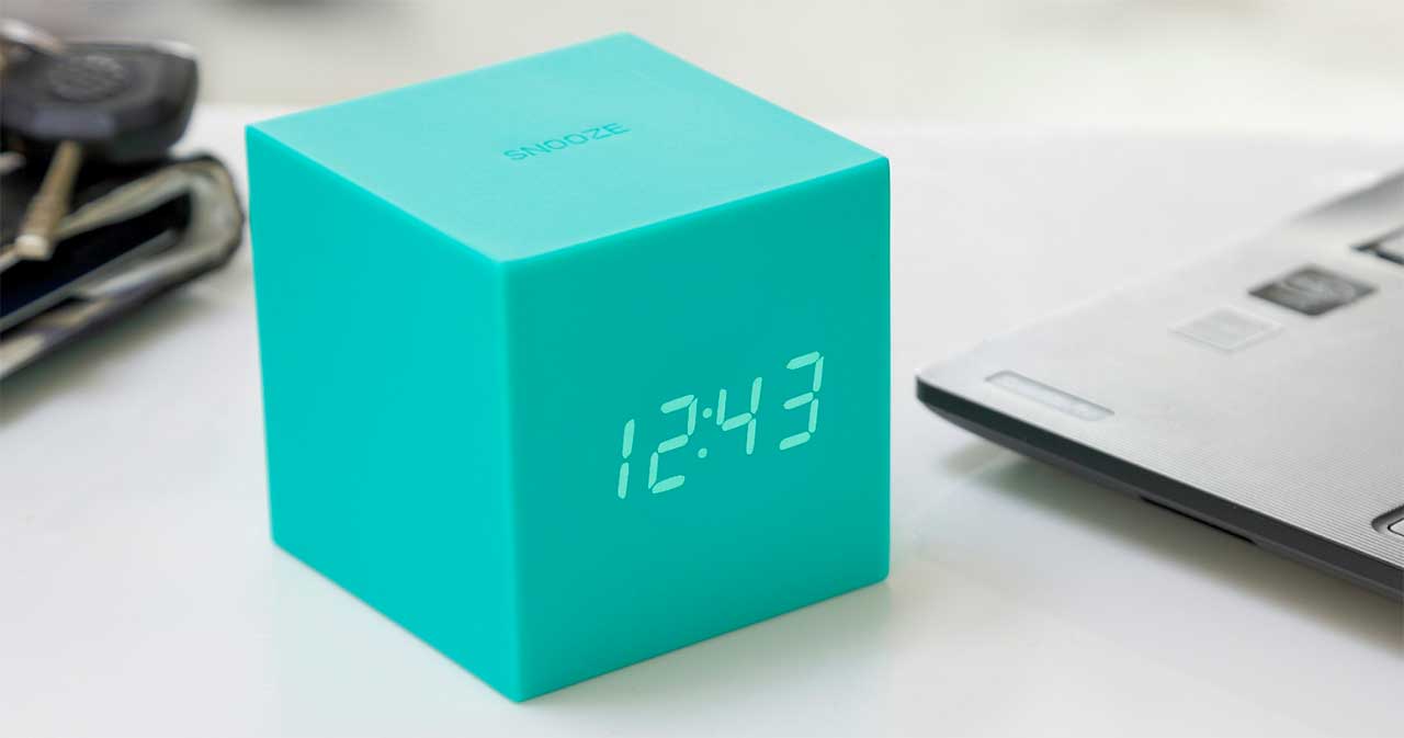 Minimalist alarm clock，Cube，LED display，