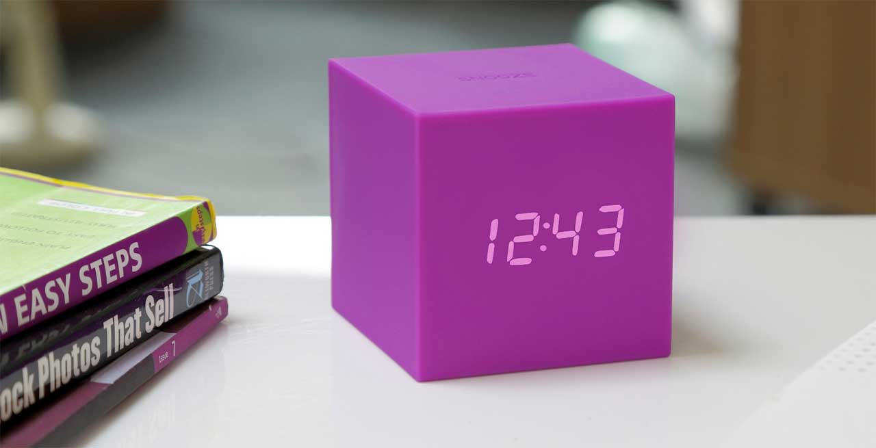 Minimalist alarm clock，Cube，LED display，