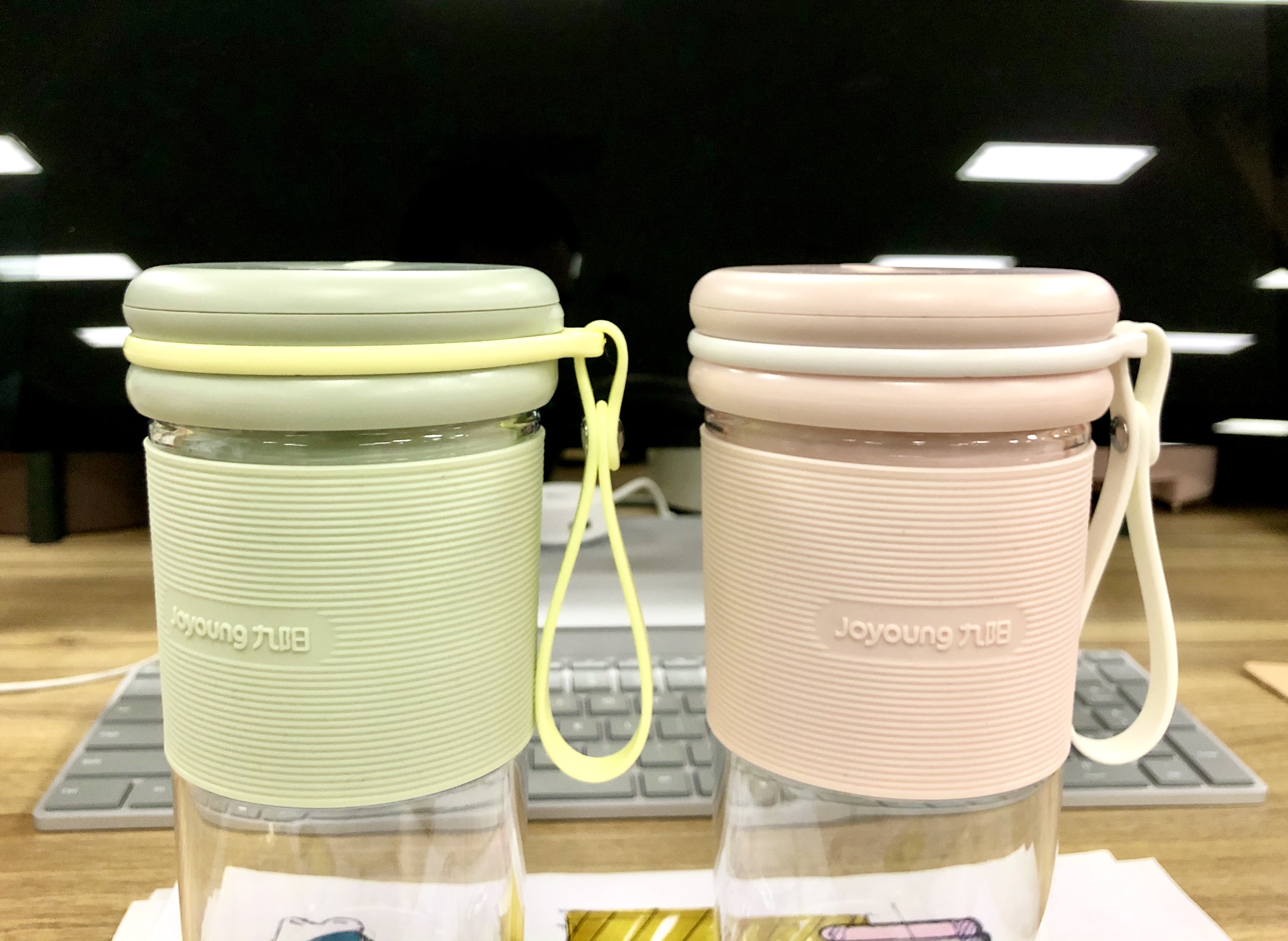 Juicer，cup，Hand drawn，sketch，